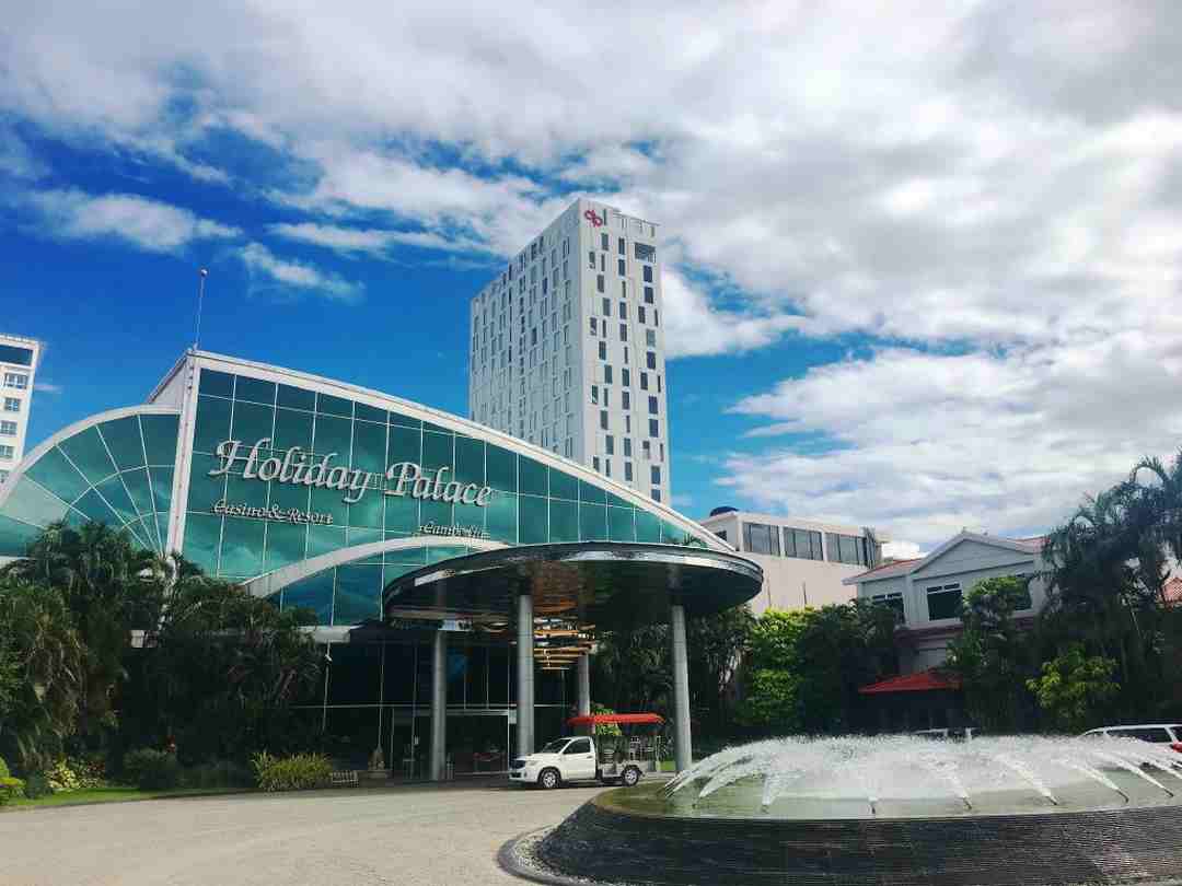 Thong tin co ban ve Holiday Palace Resort & Casino